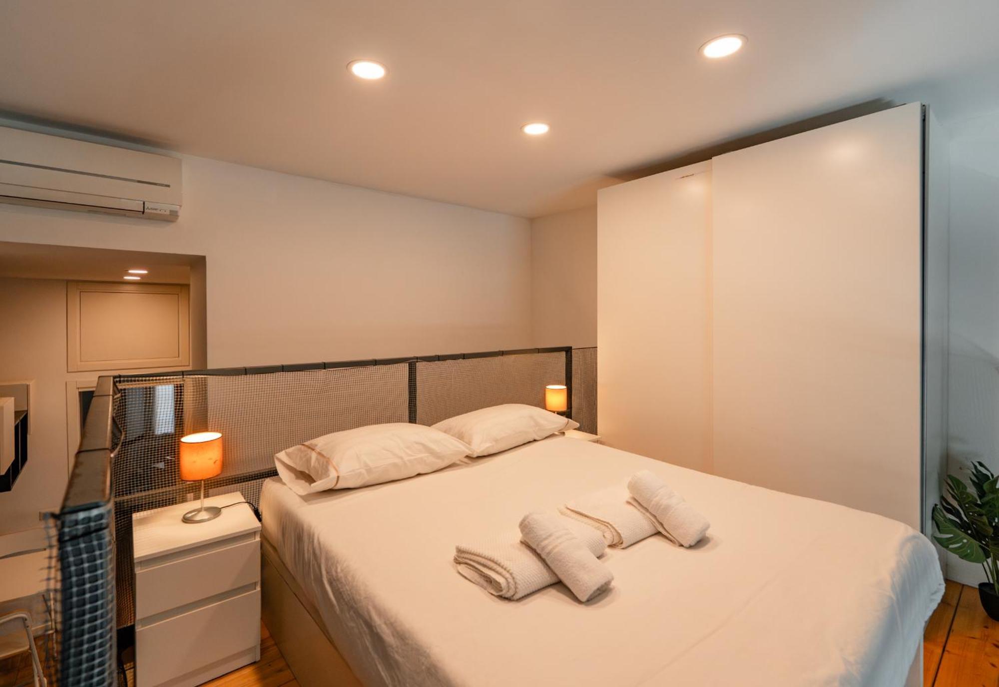 Yr Apartments Citta Studi - Modern Loft, 3 Min Walk To Duomo Bus — Photos 1
